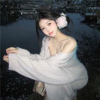 攀岩女孩儿